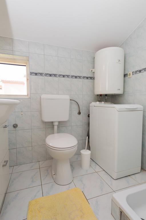 Apartment Milka Vodice Buitenkant foto